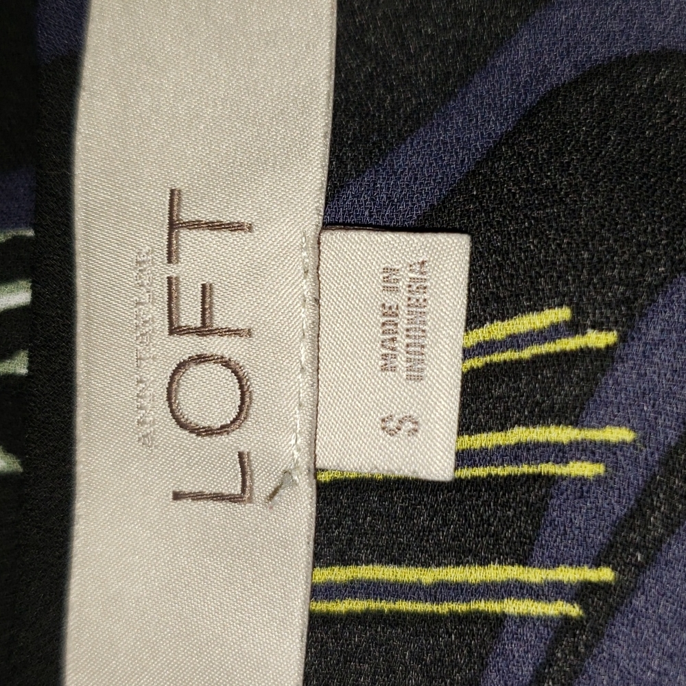 Loft Floral Print Long Sleeve Blouse - Picture 8 of 10